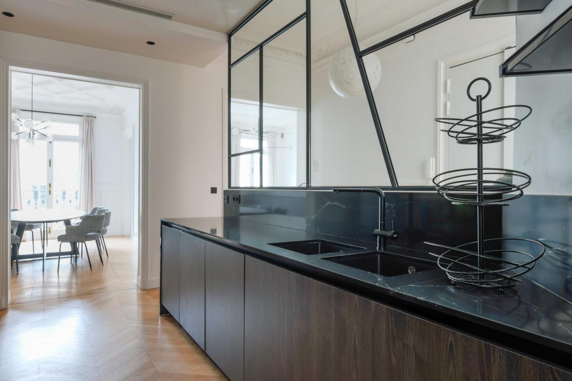 Appartement Elegant - 2br-4p - Arc De Triomphe Parijs